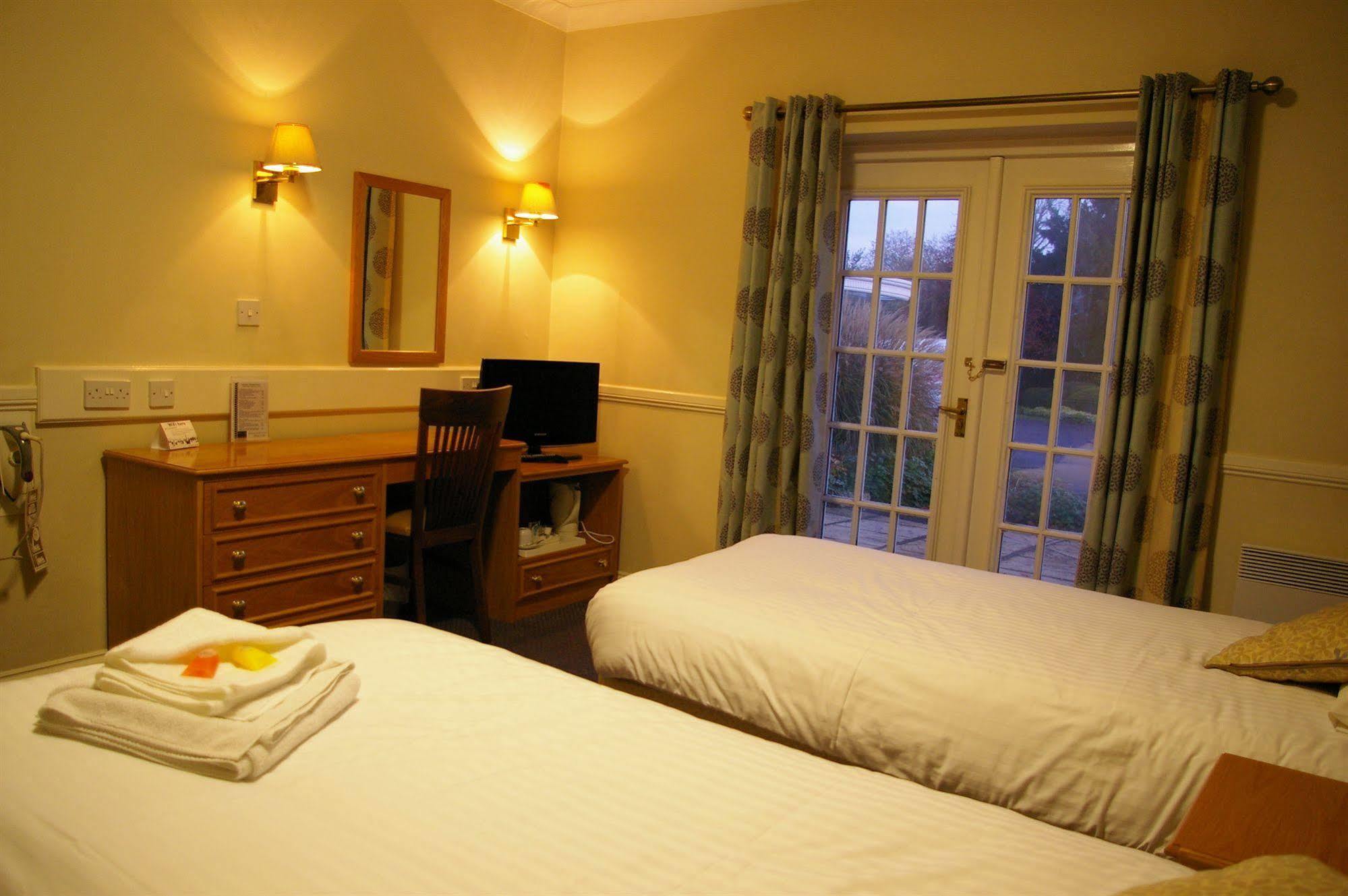 Alton House Hotel Extérieur photo
